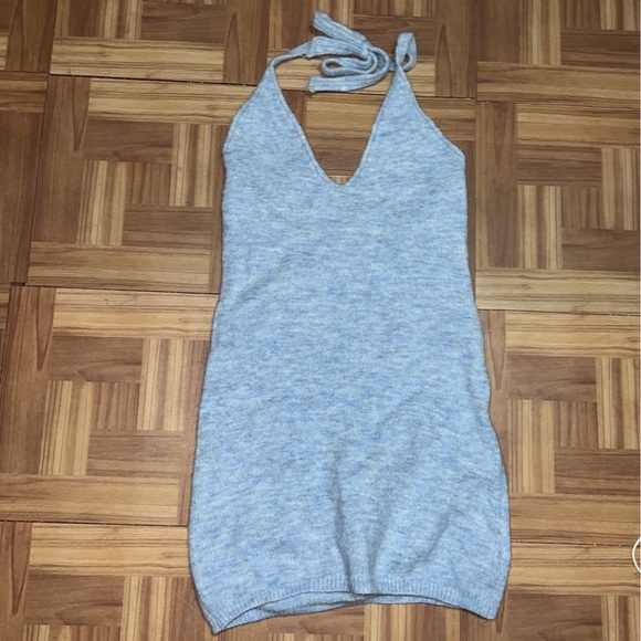 Princess Polly halter dress - Picture 3 of 4